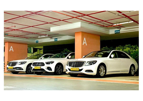 Premium & Luxury Car Rental in Cochin | Chariot Premium Cars