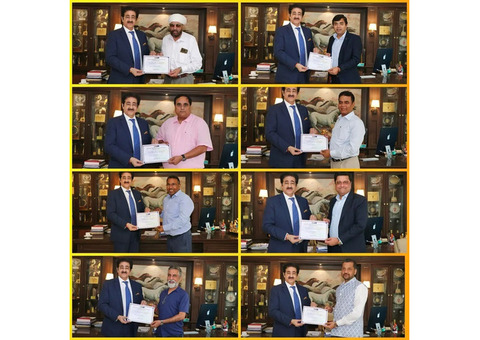Sandeep Marwah Presents Membership of Indo-Australia Cultural Forum
