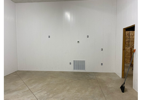 Duramax moisture-resistant paneling takes little time to install