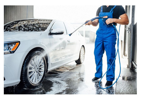 Looking for the Best Car Waxing Services in Brentwood?