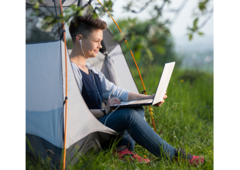 What are the key features of Priil Internet Security?