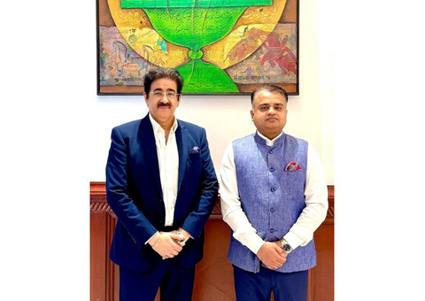 Sandeep Marwah Visits Bharat Startup and Innovation Society (BSIS)