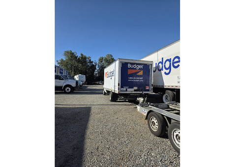 Budget truck | Truck Rental Agency Fontana