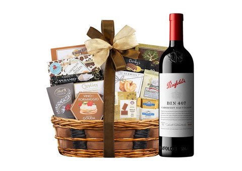 Shop Premium Red Wine Gift Baskets – Fast Delivery Across USA