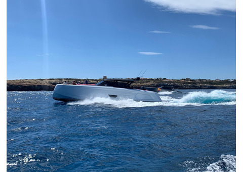Escapes with a Private Yacht Charter by BluemarineCharter