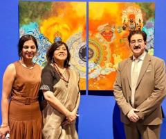 Sandeep Marwah Graces Opening of Captivating Art Exhibition by Shinei